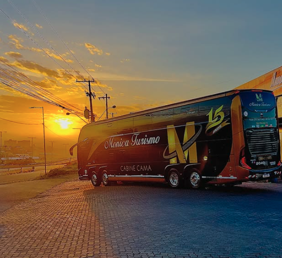 Mônica Turismo 4